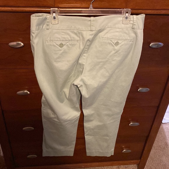 Add a pop of color to your wardrobe with these amazing pants 🌸 bundle and save - Picture 2 of 8